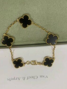 ✨ Van Cleef & Arpels Black Bracelet ✨